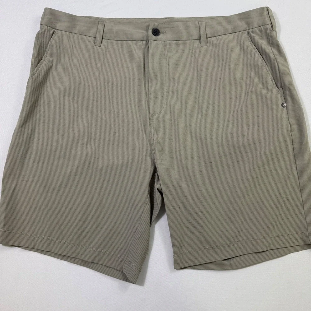 Vuori Aim Shorts Mens 38 Khaki Micro Stripe Performance Golf Technical Chino